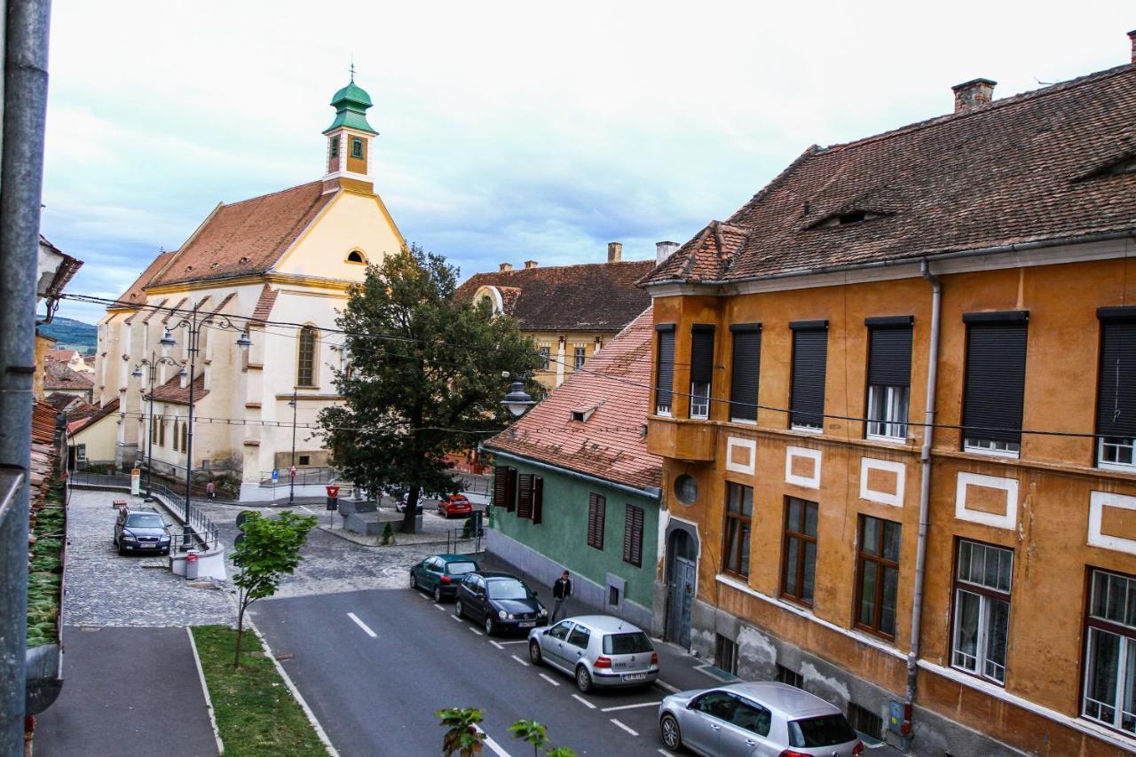 Historical House Apartment Sibiu Exterior photo