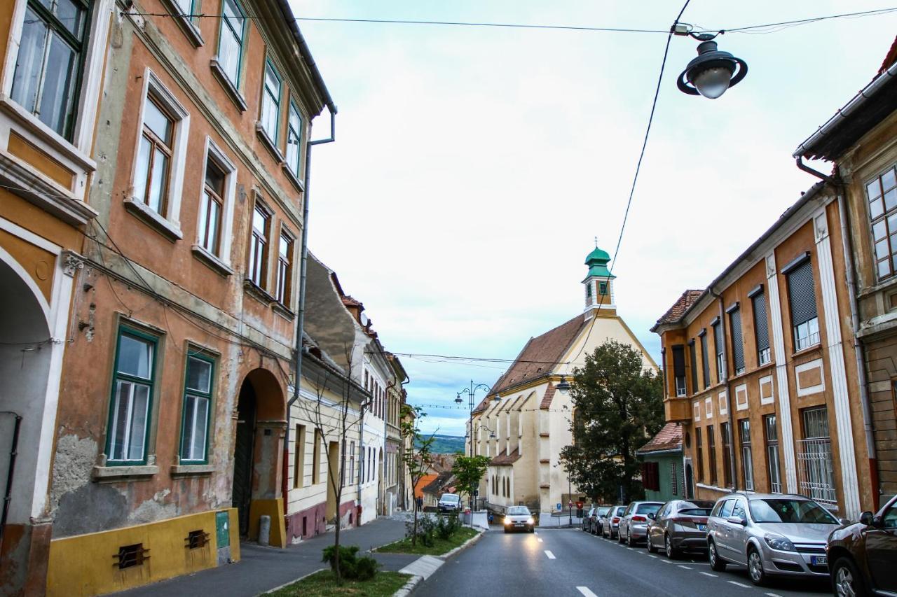 Historical House Apartment Sibiu Exterior photo